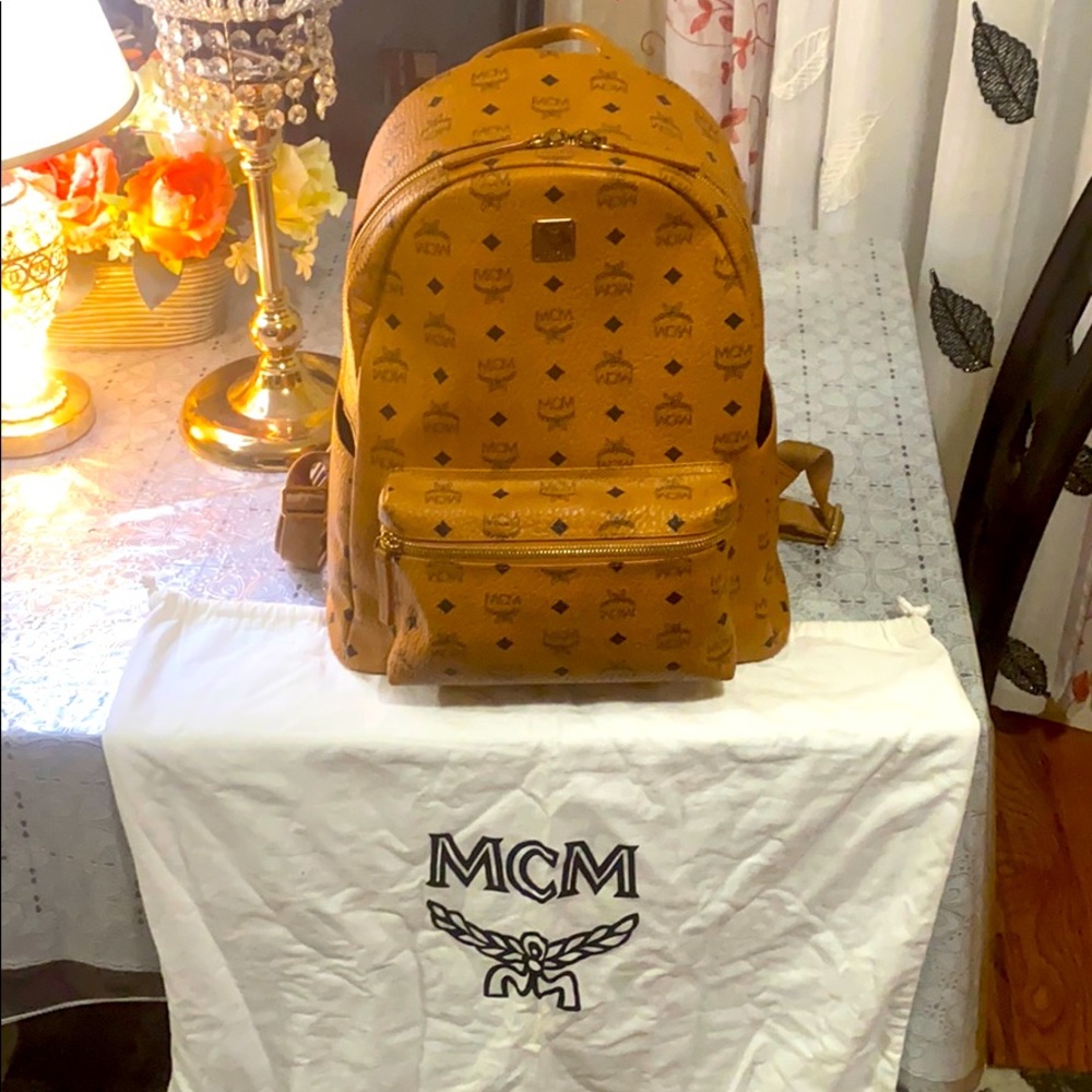 XL MCM
